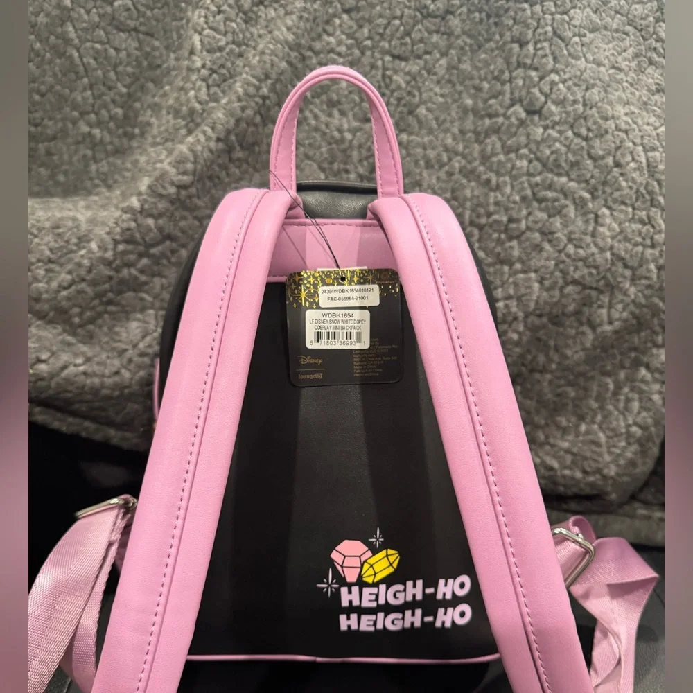 RARE Loungefly Dopey Backpack - Disney Snow White and the Seven Dwarfs - Picture 3 of 5
